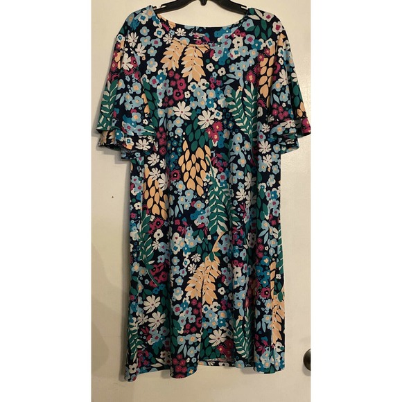 Kim Rogers Dresses & Skirts - Kim Rogers Curvy 1X Multicolor Floral Polyester/ Spandex Knee Length Dress